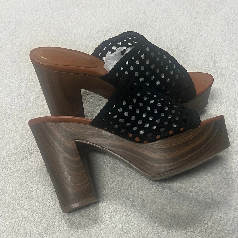 Jessica Simpson Shelbie 2 Platform Sandal